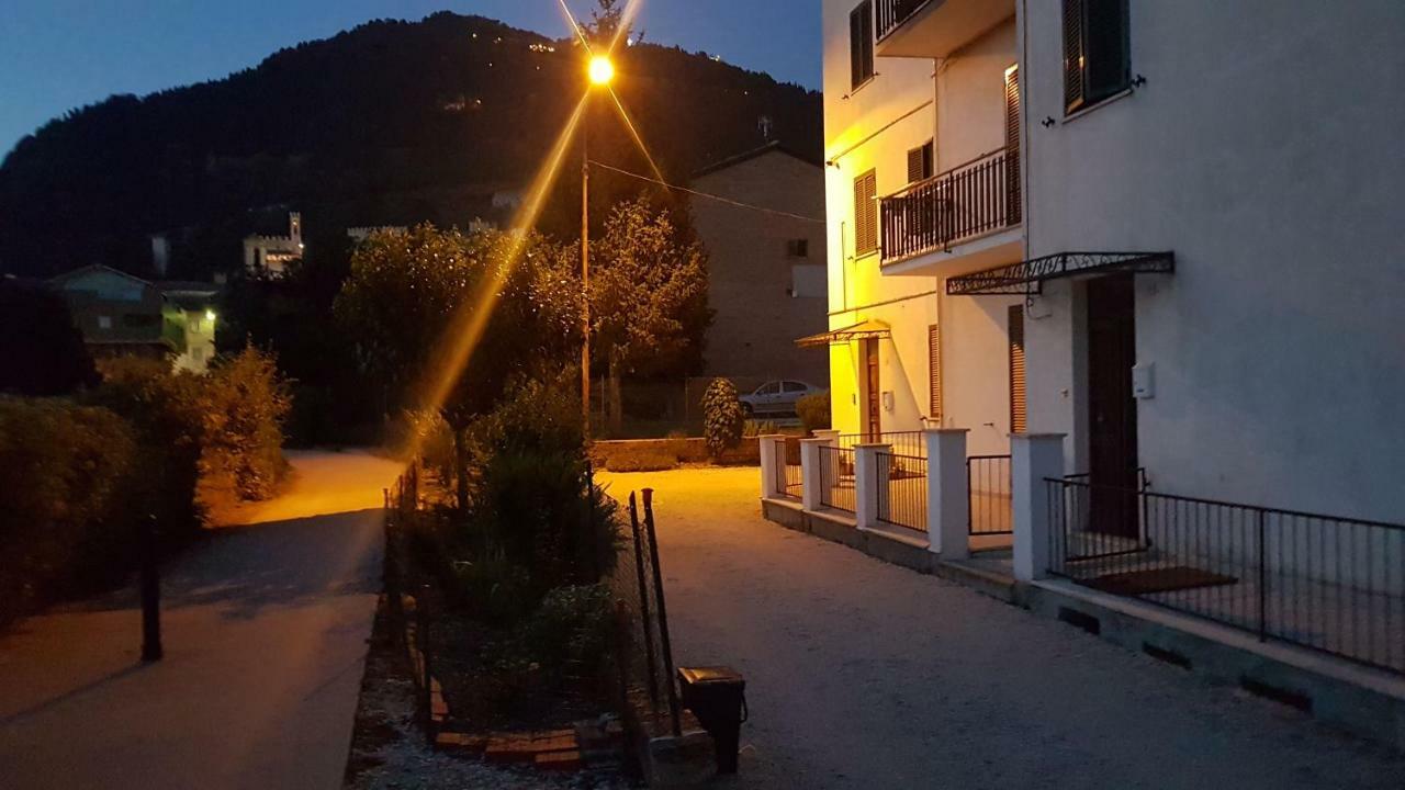Casa Guastuglia Apartment Gubbio Exterior photo